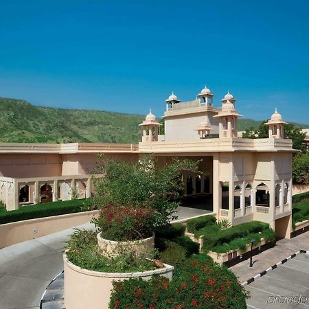 Отель Trident Джапур Экстерьер фото The Oberoi Udaivilas Palace