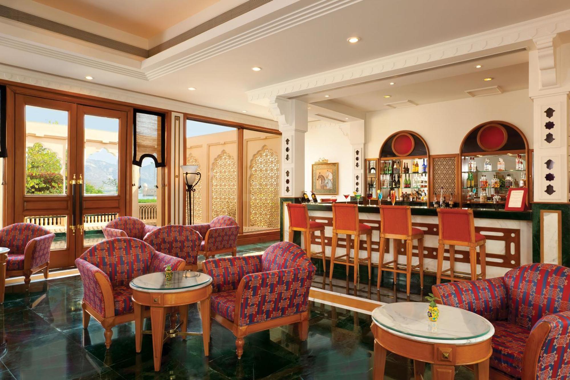 Отель Trident Джапур Экстерьер фото Bar at the Oberoi, Agra